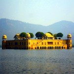 India, Man Sagar tó - Jai Mahal (travelingroundtheworld.com)