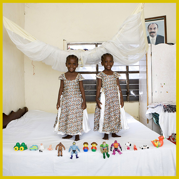 az ikrek kedvenc játékai és gyerekszobájuk - Bububu, Zanzibar, Afrika