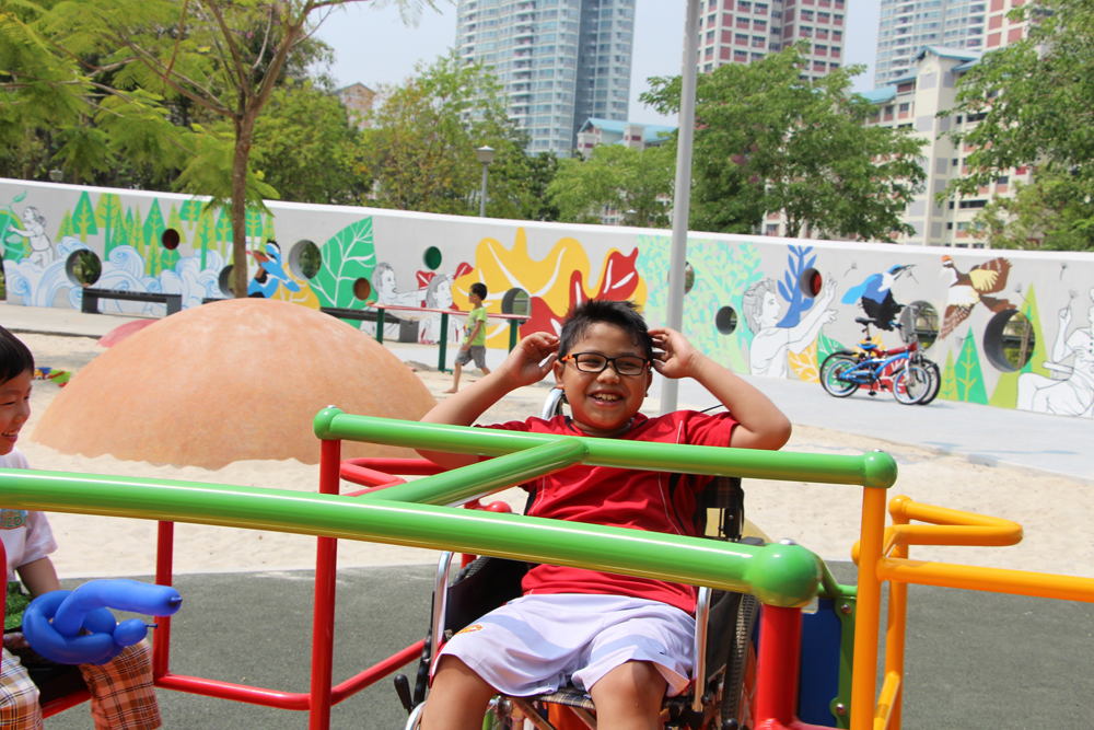 szingapúri játszótér kerekesszékes gyerekeknek